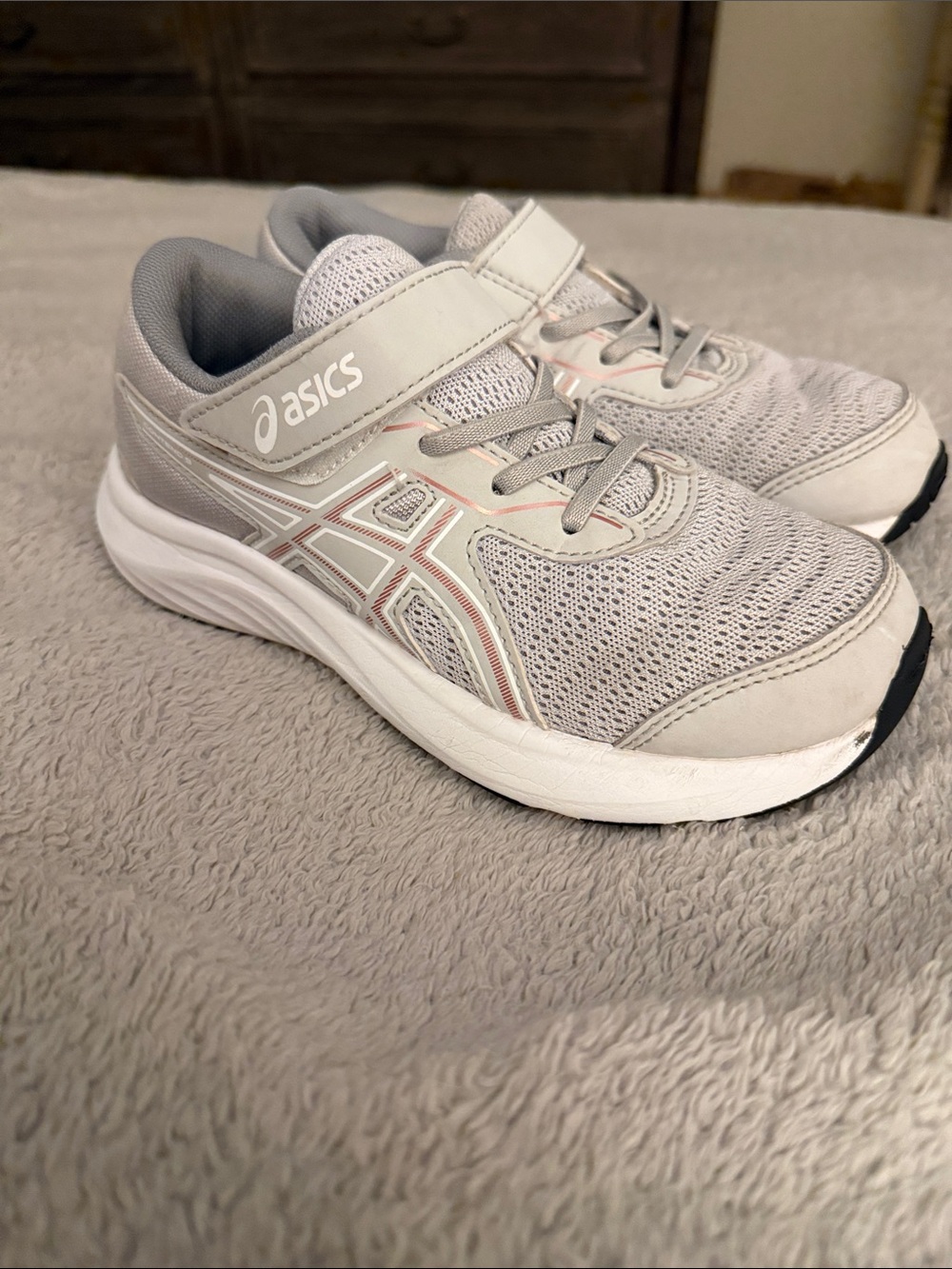 Asics Kids Light Gray and Pink Mesh Strap Sneakers